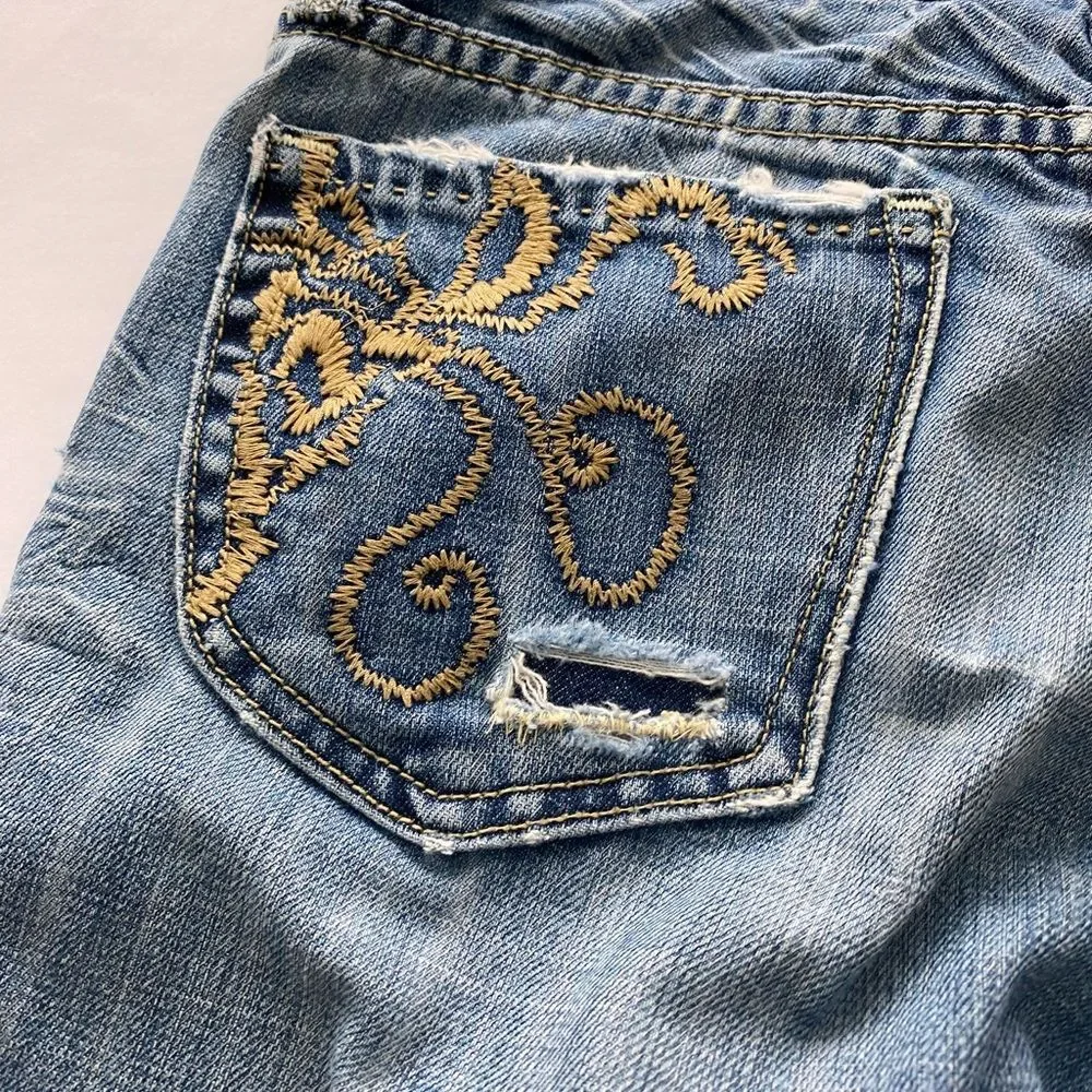 Vigoss Jeans Women's Size 3/4 (27) Distressed Blue Denim Raw Hem Y2K Mcbling